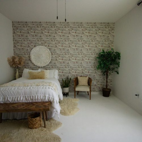 Trend alert!!!! Faux brick wallpaper and how to apply it